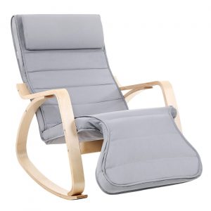 Mecedora de abedul con reposapiés, gris claro